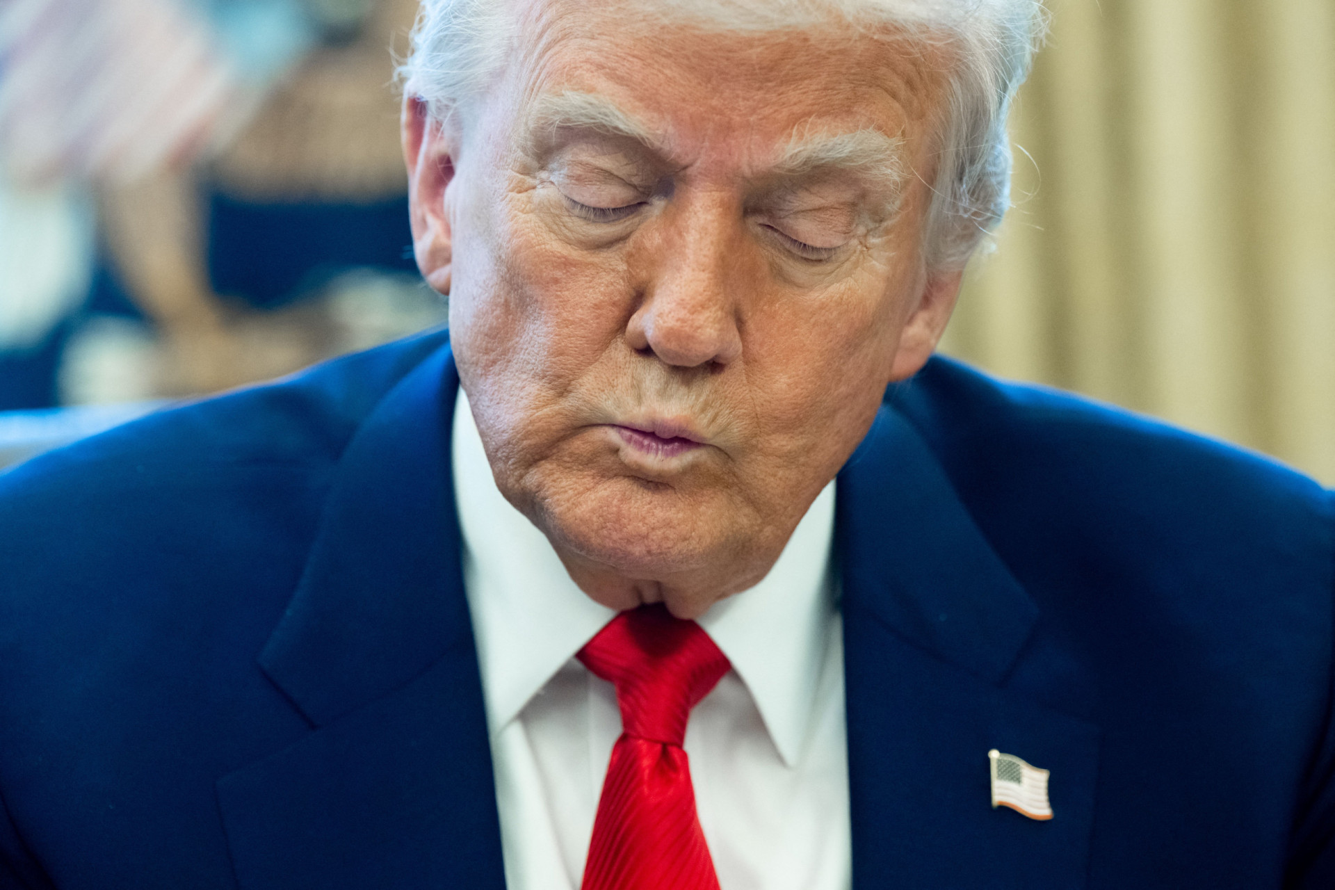 trump-s-100-day-approval-rating-lowest-of-any-president-in-70-years