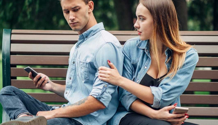 10 Psychological Effects Of Being Ignored By Someone You Love