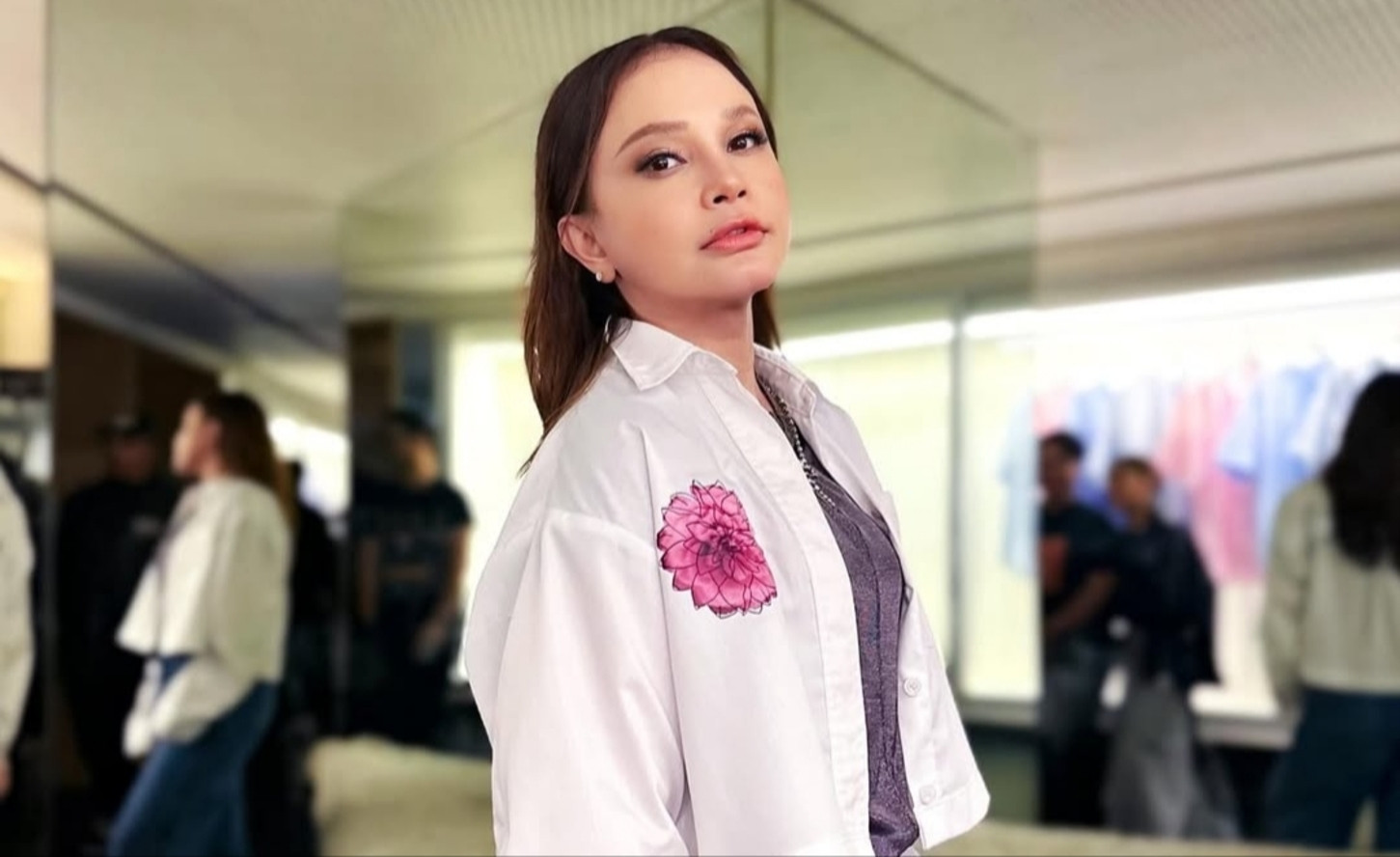 3 berita artis terheboh: Alasan Rossa laporkan akun medsos, roadshow ...