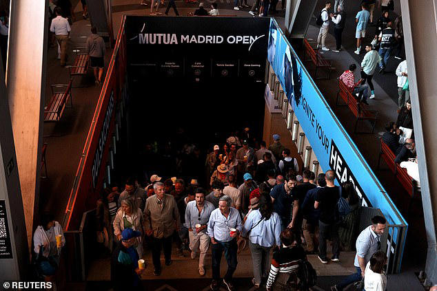 Cincinnati Open: Power Outage Leaves Players And Fans In The Dark! - nwih7cz