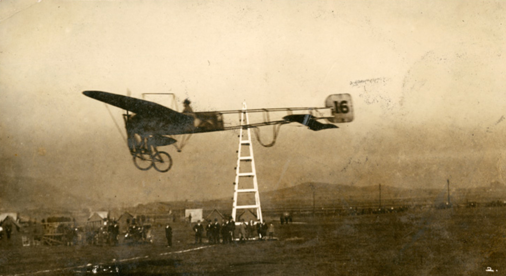 Lee-Richards annular monoplane