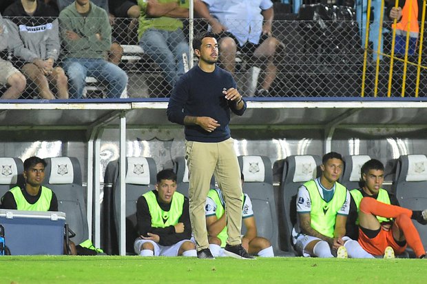 Apertura: Boston River y Racing están empatando sin goles en el ...