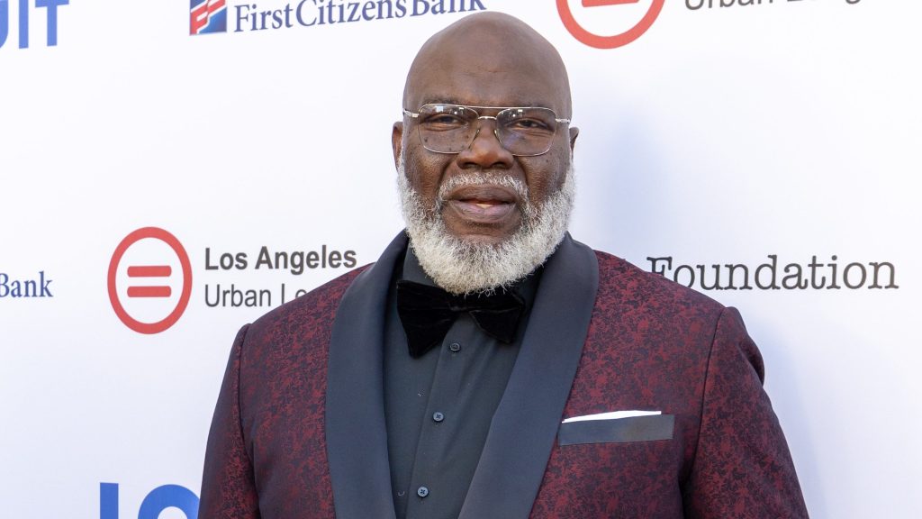 Bishop T.D. Jakes Steps Down As Head Pastor Of The Potter's House