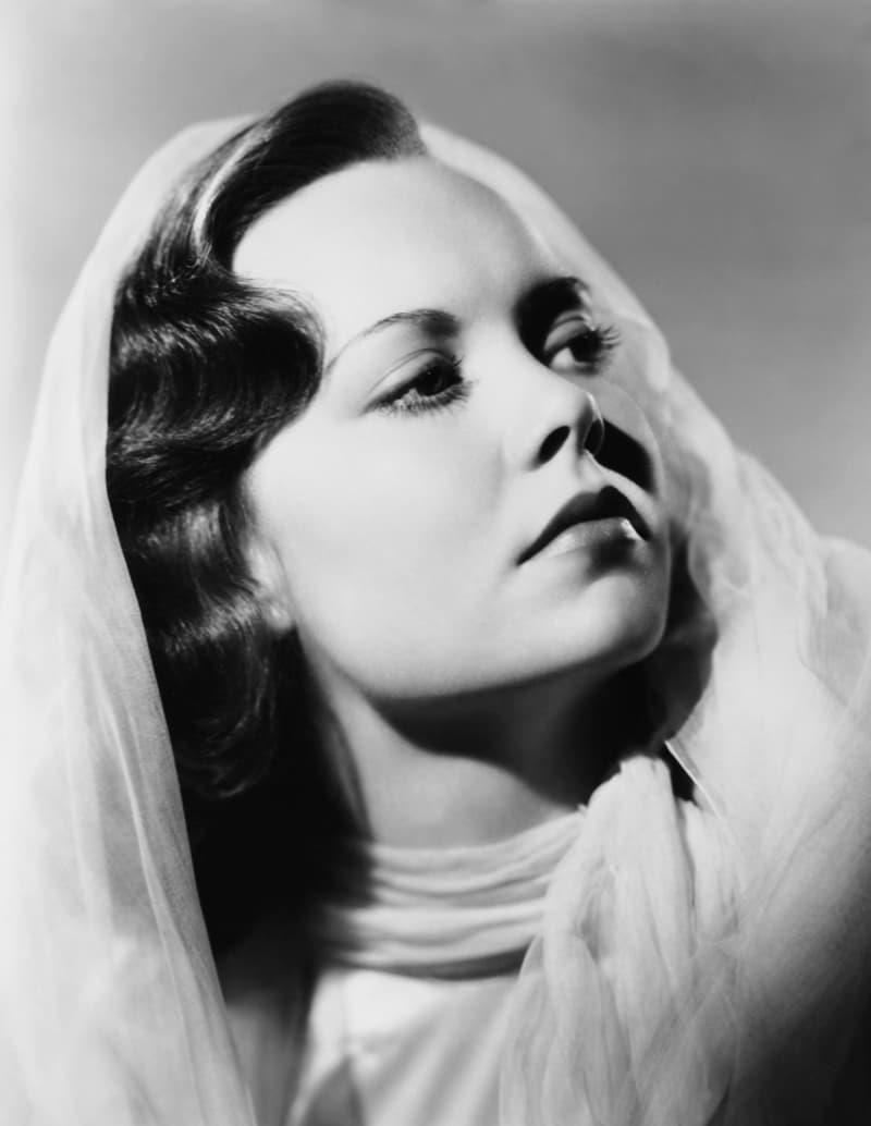 'Falcon Crest': A Look Back At Jane Wyman's Amazing Career