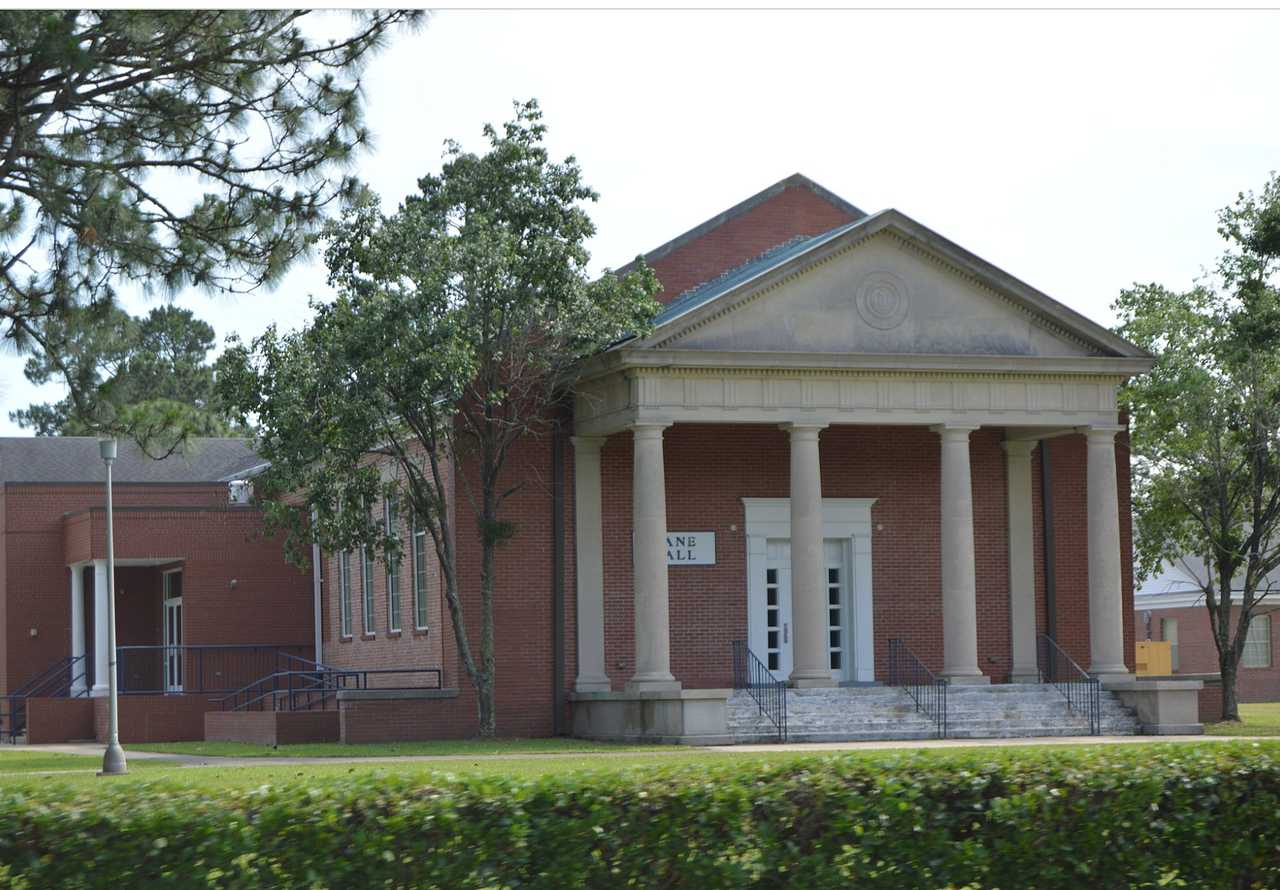 Shooting Rampage At Small North Carolina College Leaves 1 Dead, 6 Injured