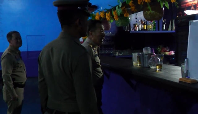 พม่าเย้ยไทย เปิด เอ็นเตอร์เทนเมนต์ คอมเพล็กซ์มหาชัยแบบอลังการ