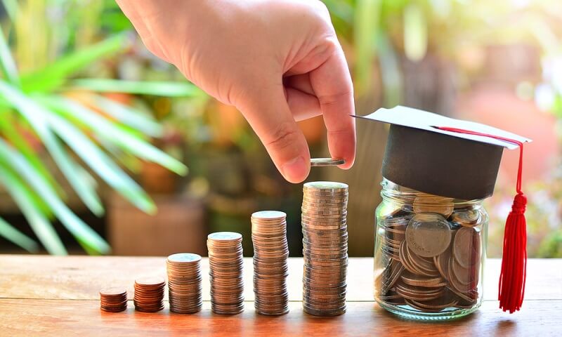 Saham sebagai tabungan pendidikan: strategi cerdas mempersiapkan masa depan anak