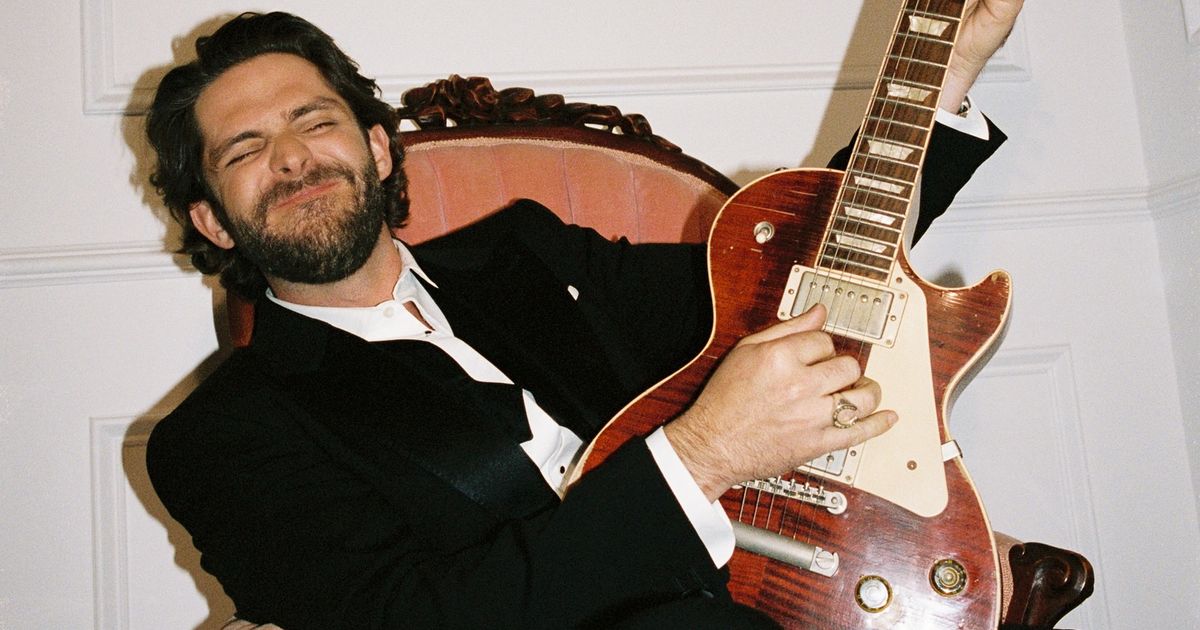 “A NEW GUY?!”: Thomas Rhett Appears to Tease a Mysterious New ...