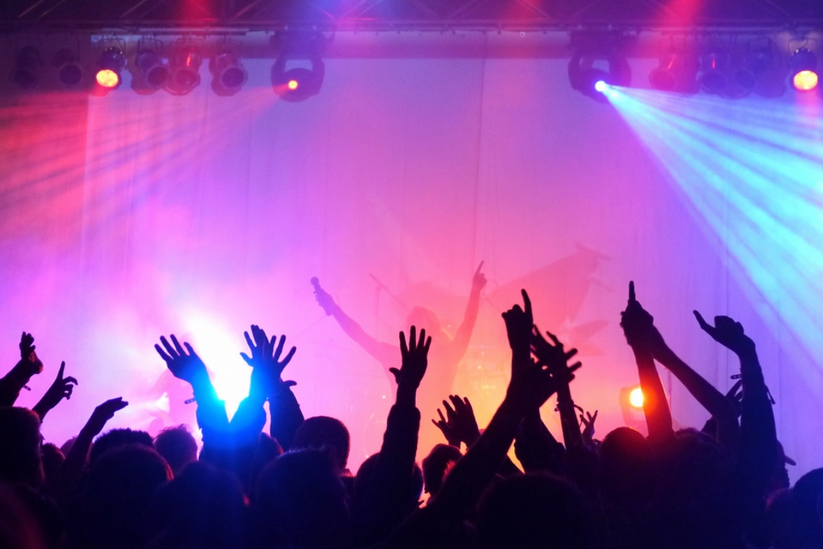 Acclaimed Pop Duo Sets First New Release In Decades