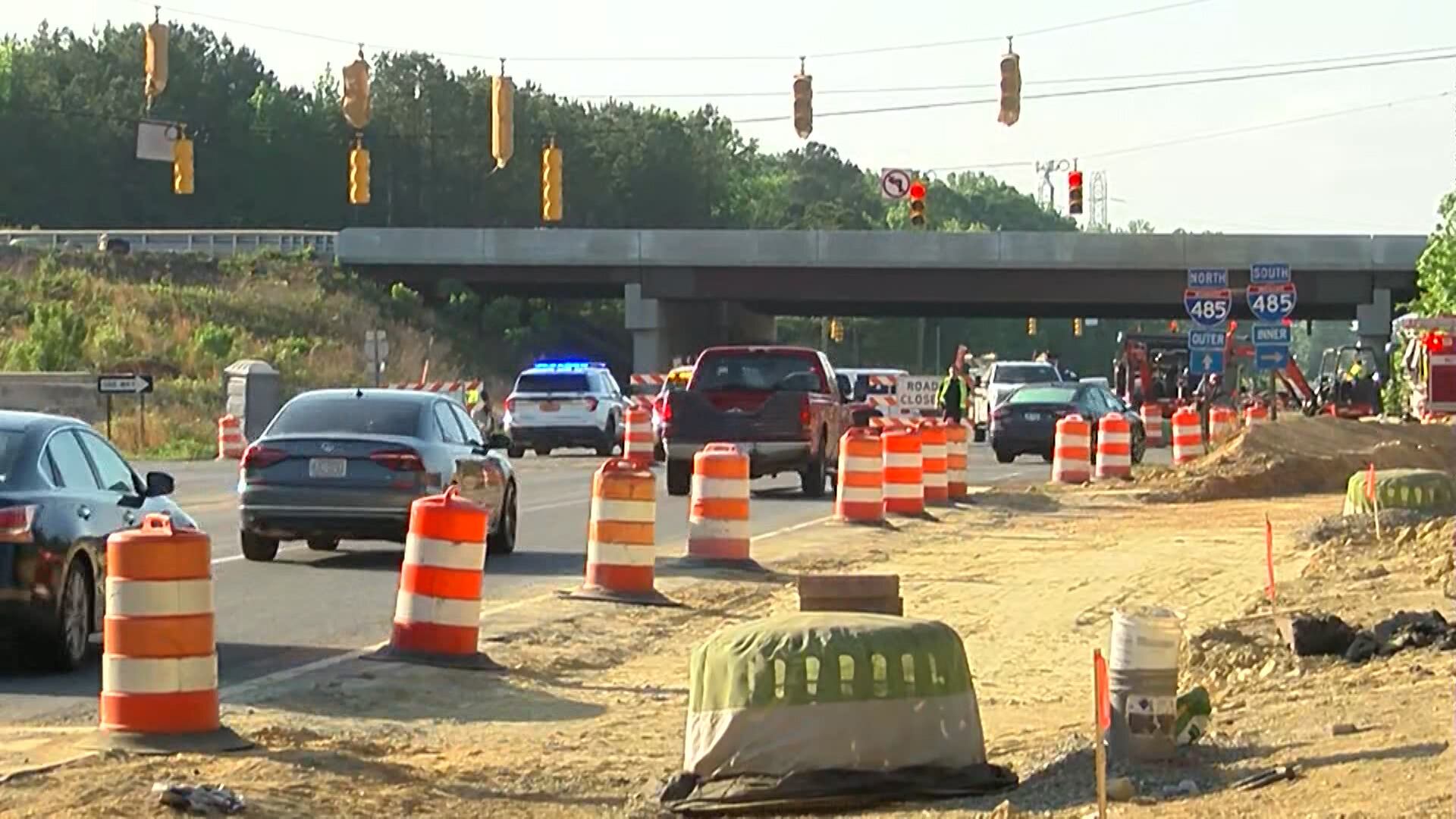 Gas leak shuts down major highway in Matthews for hours