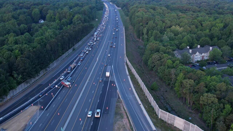 Repairs underway after gas leak along I-485 in Matthews