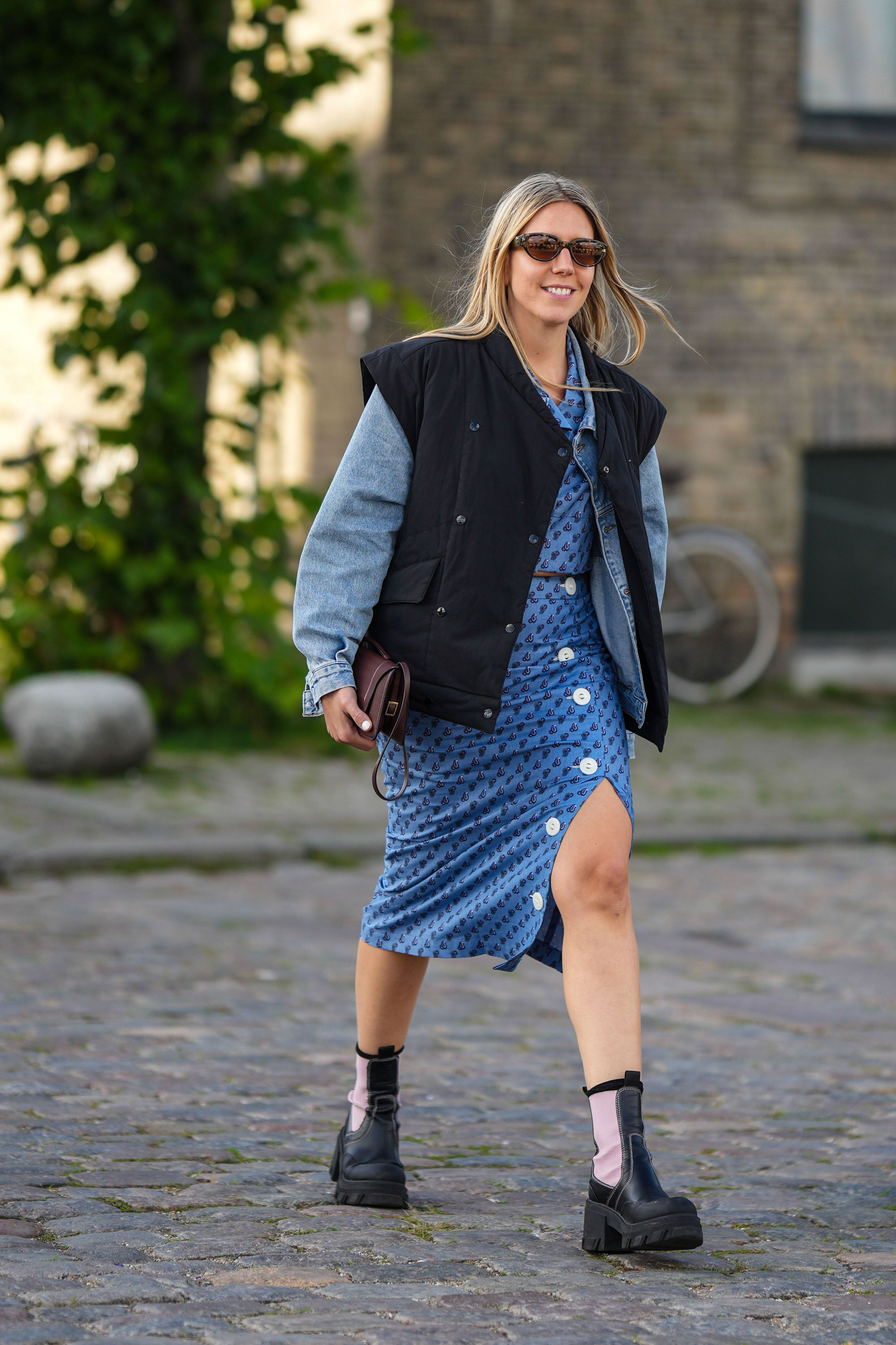How to Wear Chelsea Boots Like a Fashion Pro This Spring