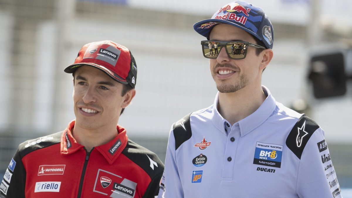 Marc Marquez mette le cose in chiaro sulla sfida in MotoGP col fratello Alex: &ldquo;Io sono io, lui &egrave; lui&rdquo;