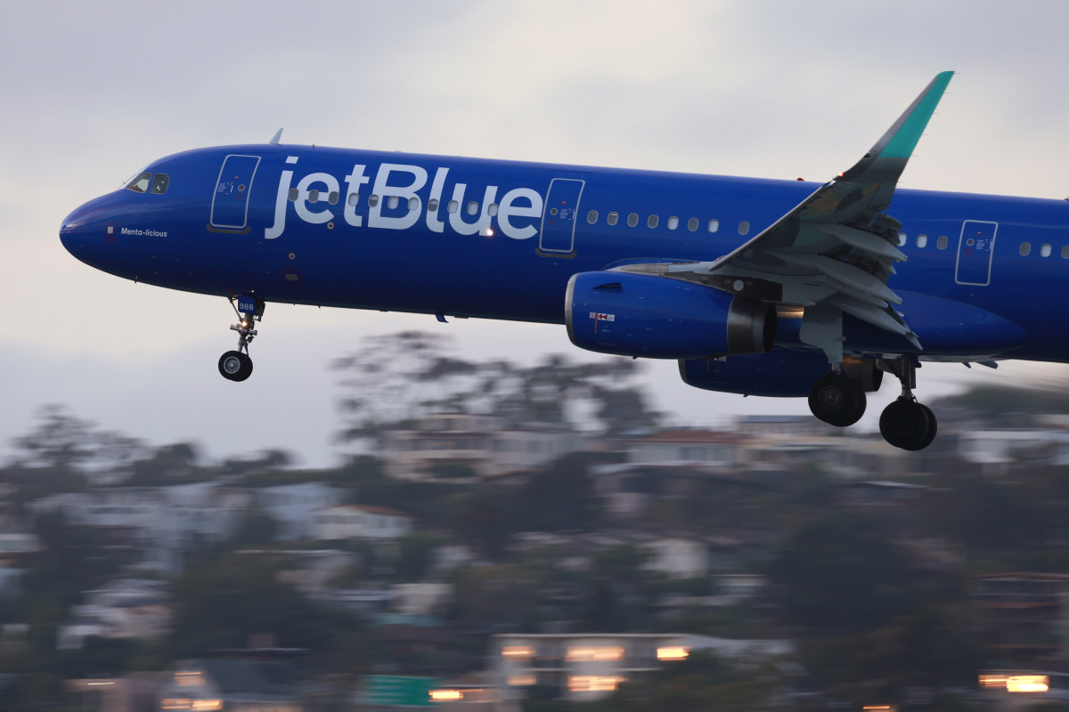 JetBlue Offers Rare 35% off Deal for Travelers Who Book Fast
