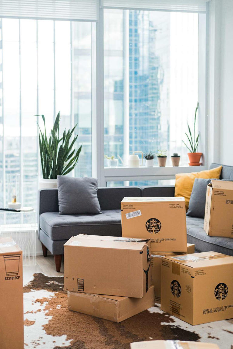 6 tips to save money on rent