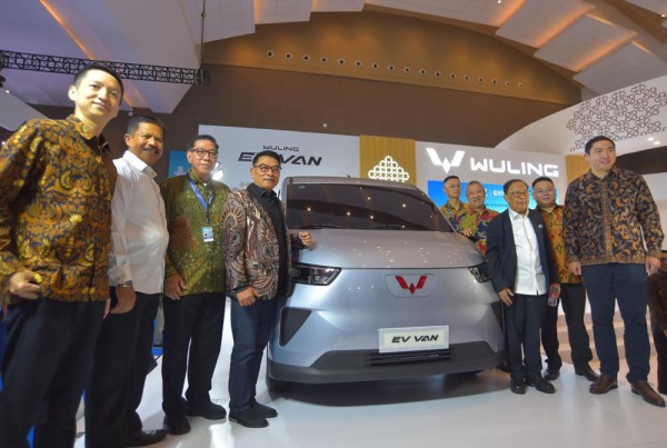 Wuling Gelar Kompetisi EV Van, Raih Hadiah Hingga Rp100 Juta
