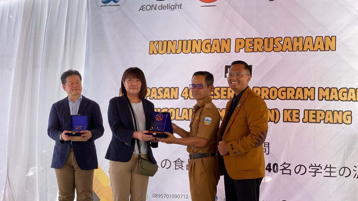 Kadisnakertrans Garut Melepas 40 Pelajar Menuju Magang di Jepang: Upaya Dorong Pemberdayaan Anak Muda