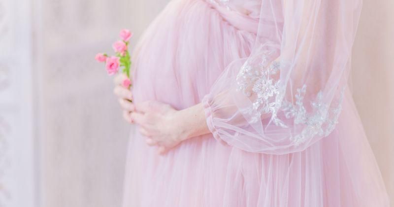 AA1DTH37 7 Keistimewaan Surat Maryam bagi Ibu Hamil