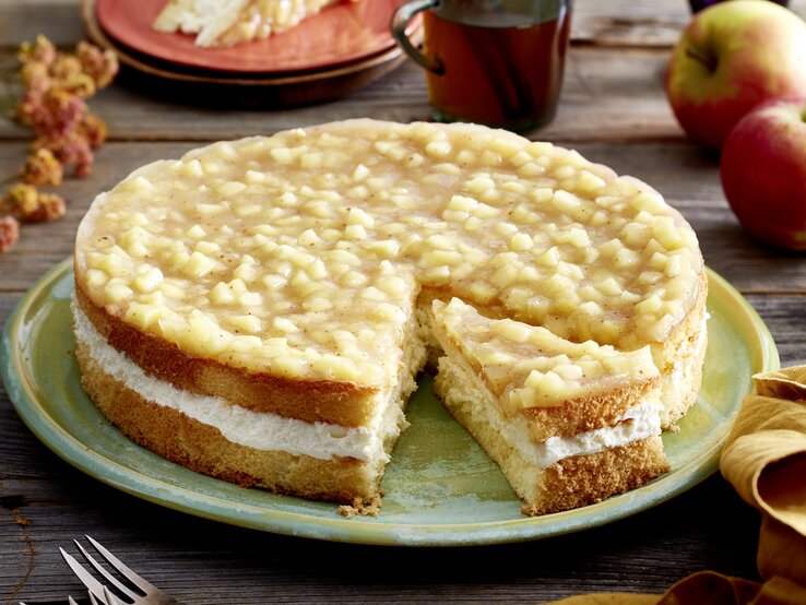 Apfel-Schmand-Torte backen? Besser als jeder Apfelkuchen!
