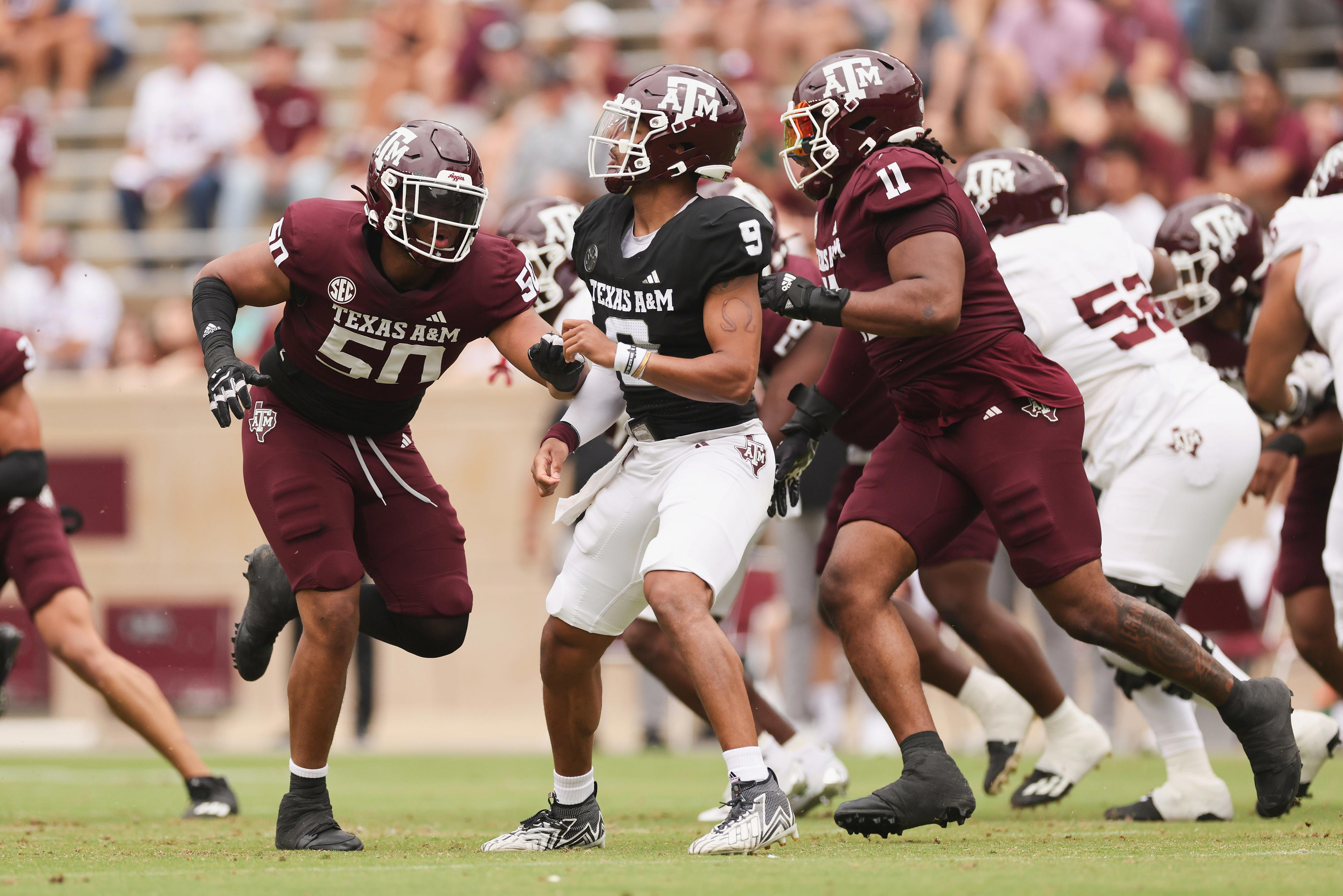 'Why not here?': Texas A&M transfer DE ready to dominate in new role