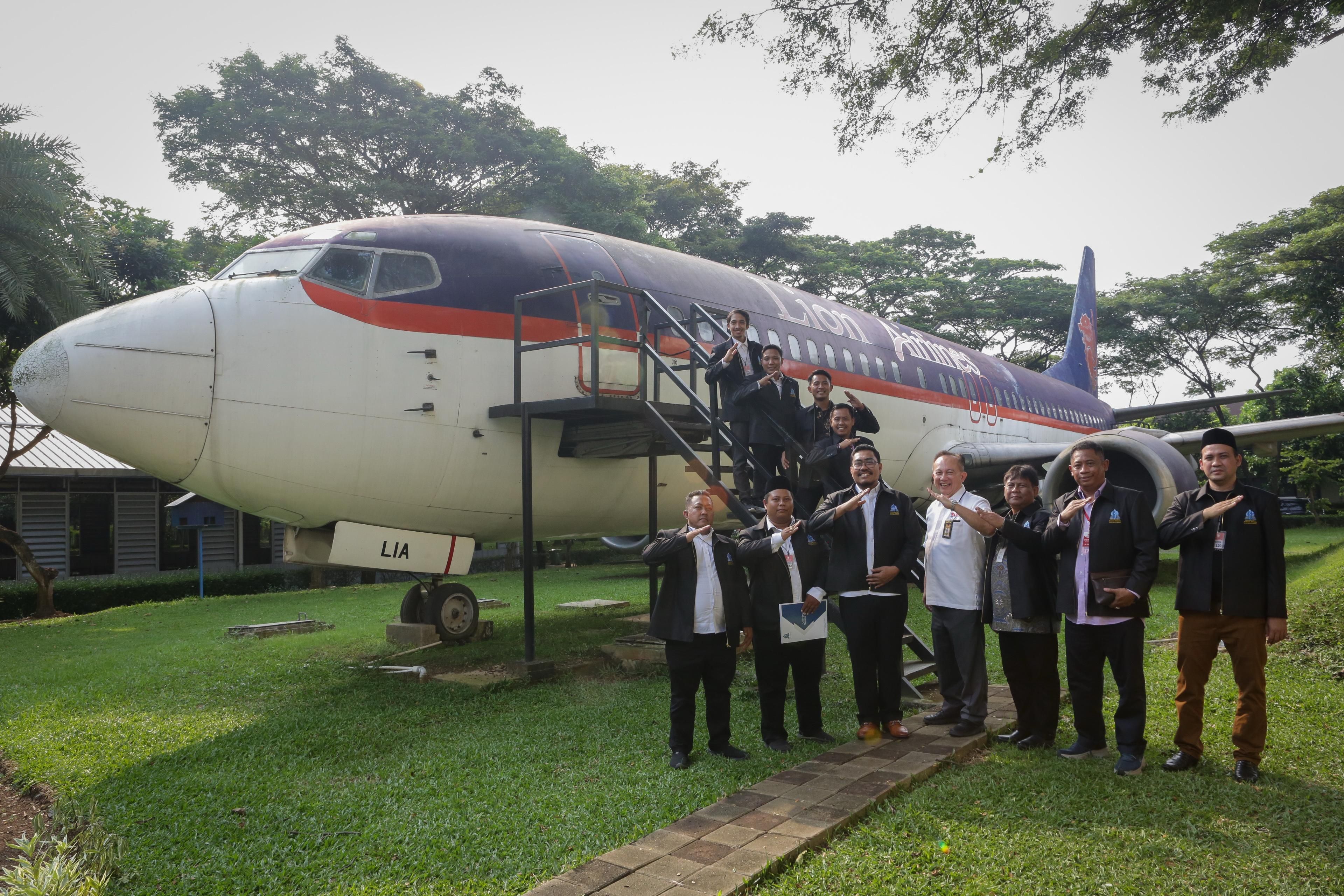 Kuliah di Prodi Ini, Lulusan Unsg Bisa Kerja dengan Ikatan Dinas di Lion Air Group