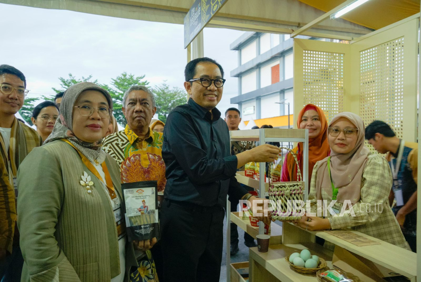 AA1DV6PI Indonesia Siap Menjadi Raksasa Industri Otomotif ASEAN
