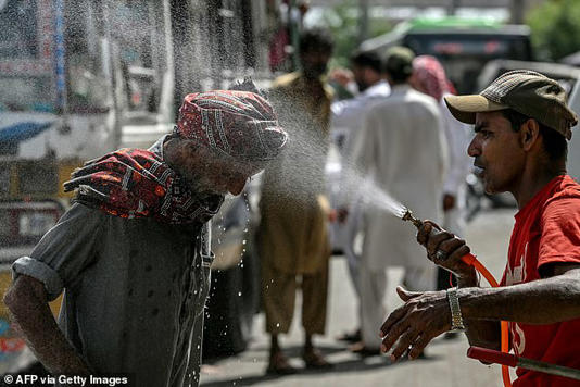 As Pakistan swelters through unprecedented heat this week, experts give a terrifying insight to the fatal effects of climate change. In Pakistan, temperatures rose to 118°F (47°C) last weekend and could near the global record for April of 122°F (50°C)