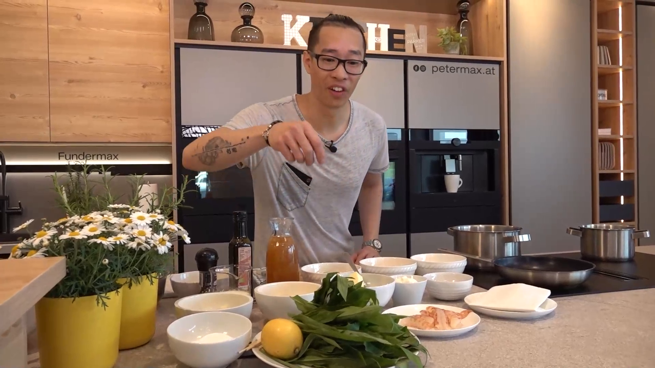 Cremige Bärlauchsuppe und knusprige Garnele