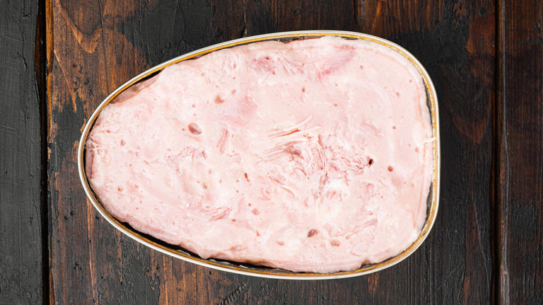 Overhead view of canned ham
