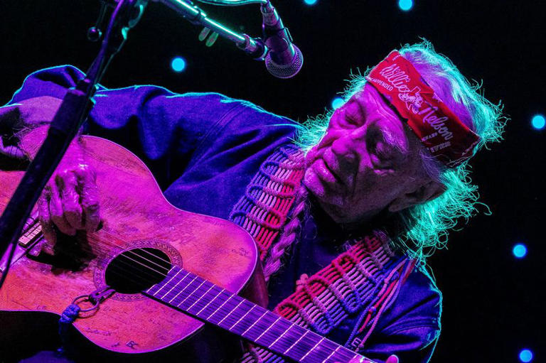Country music legend Willie Nelson, 92, opens up about 'dying' as he  releases new album