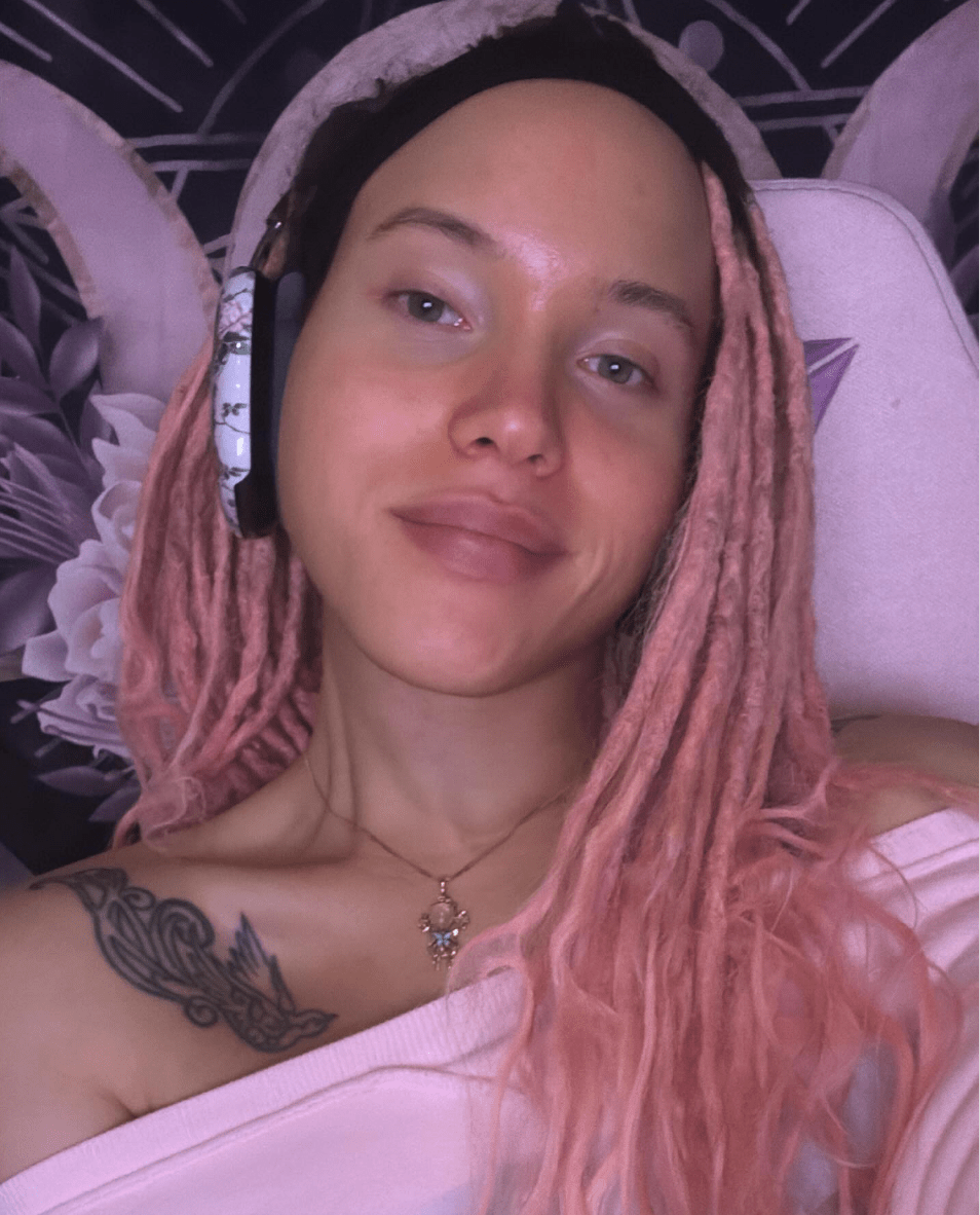 An Oscar Winner's Trans Daughter Makes Her Public Debut, More Hollywood