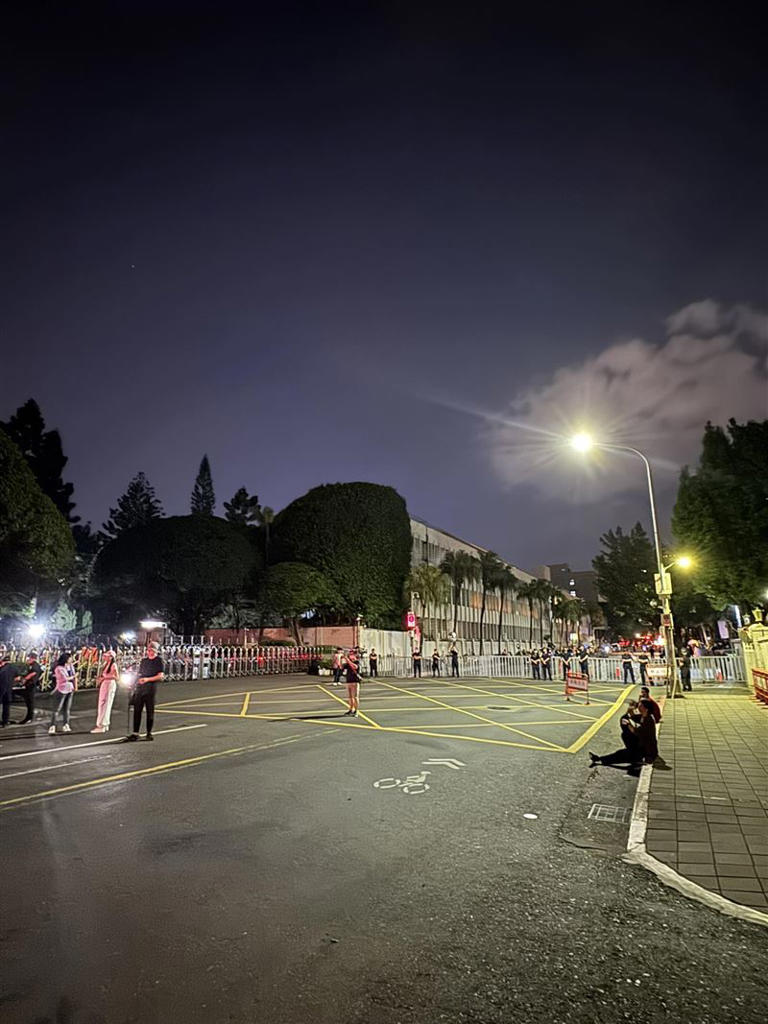 朱立倫號召連2天北檢外抗議！一張圖曝真實情況粉專高級酸：人山人海