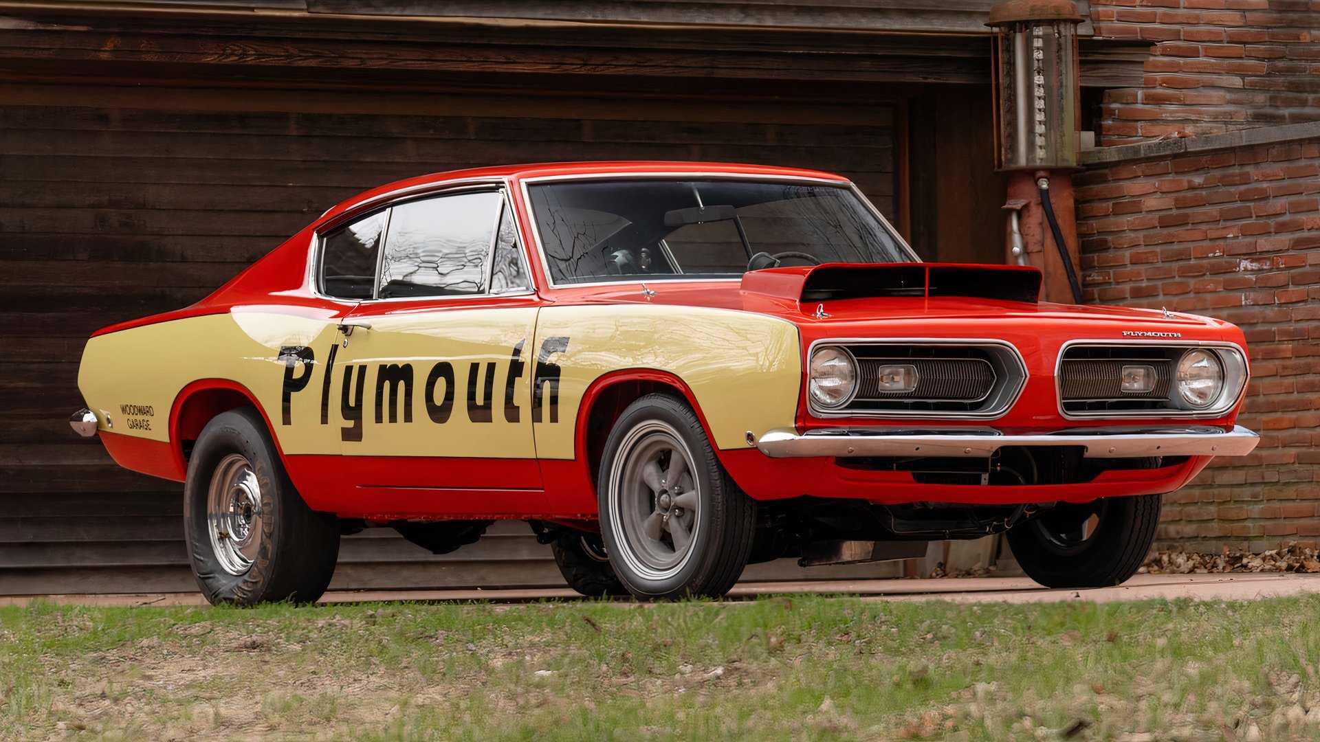 3/4 side view of the 1968 Plymouth Hemi Barracuda Mule car