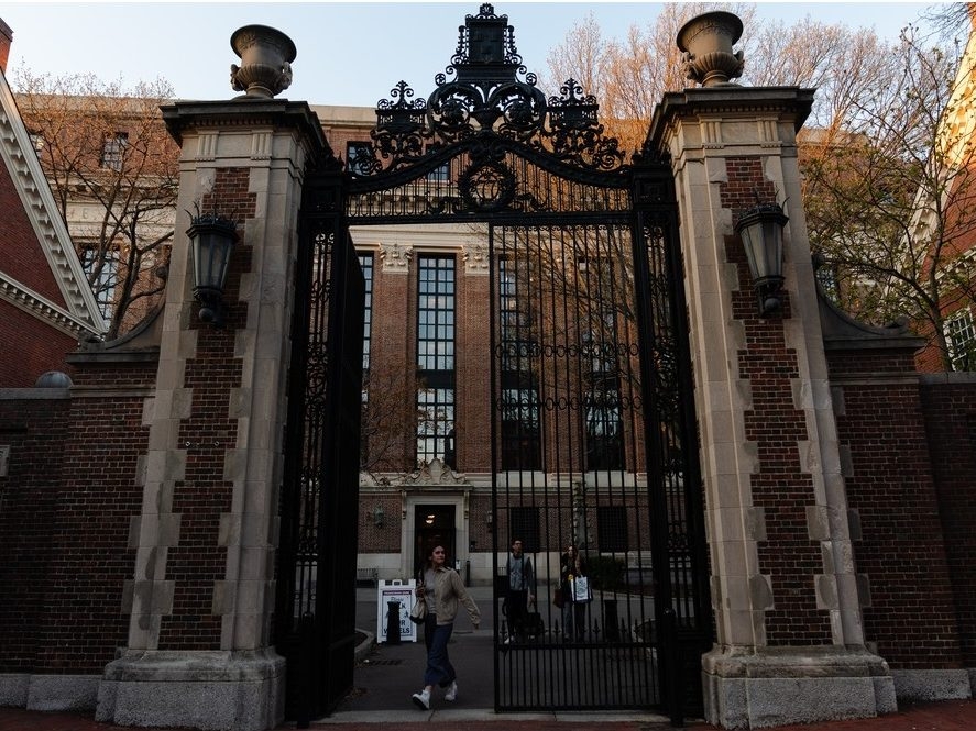 OPINION: Harvard still wants its D.C. sugar daddy
