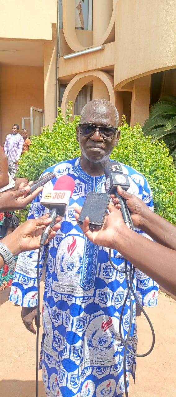 Pâques : le pasteur Jean-Baptiste Rouamba appelle les Burkinabè à s ...