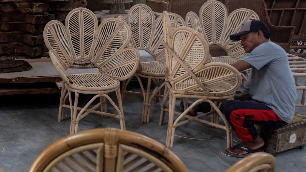 Contoh dan Cara Membuat Kerajinan dari Bahan Keras: Panduan Lengkap