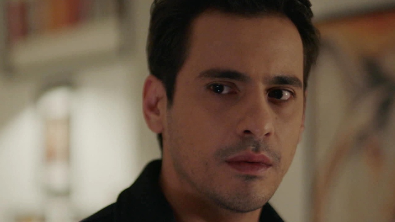 Tradimento Anticipazioni 22 aprile 2025: Tolga fa una confessione sconvolgente!