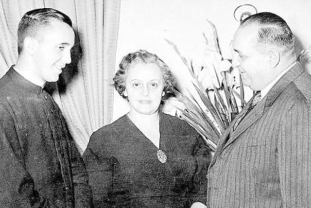 Amalia Damonte y Jorge Mario Bergoglio Archivo Particular