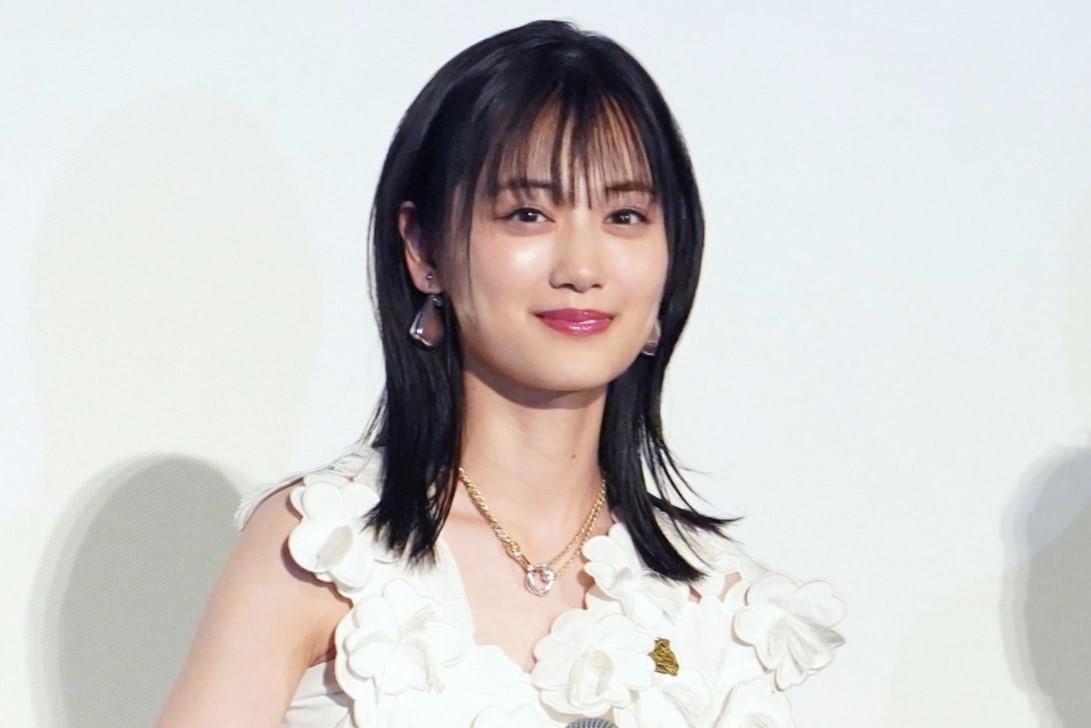 �����楢�˥ᡸ��̽�ɥ��ʥ� �b�ۤβ��񡹤ι��_ӛ����̨�������Ĥ˳�ϯ����ɽ�����¤���