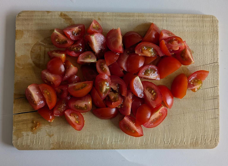 Passo 2 - Salada de espelta com atum: receita saudável, rica em fibras e proteínas
