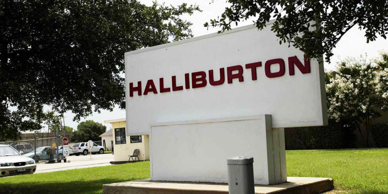 Halliburton Sees Tariffs Cutting Up To 26 Million From Earnings This