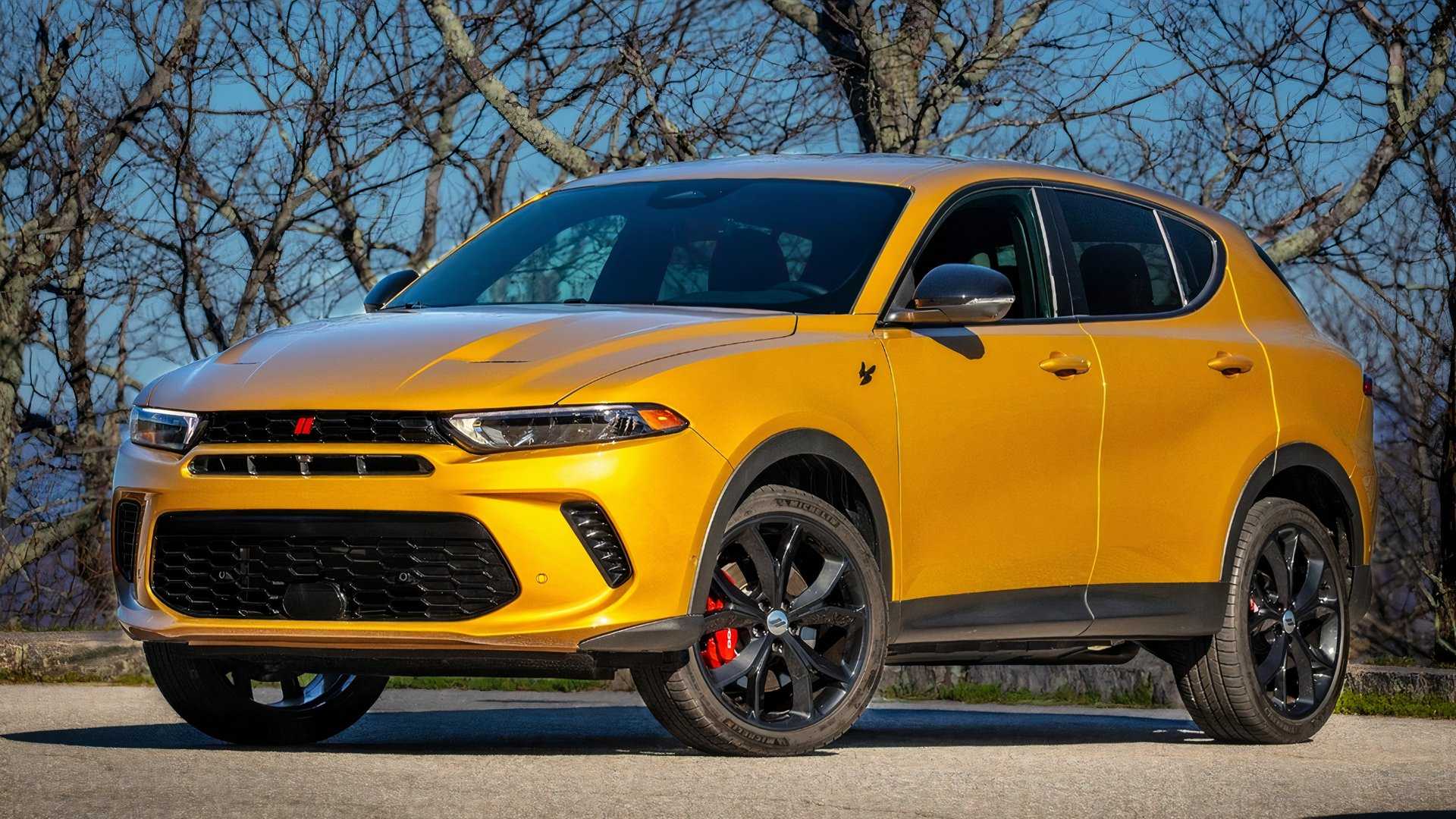 2025 Dodge Hornet GT front 1/4