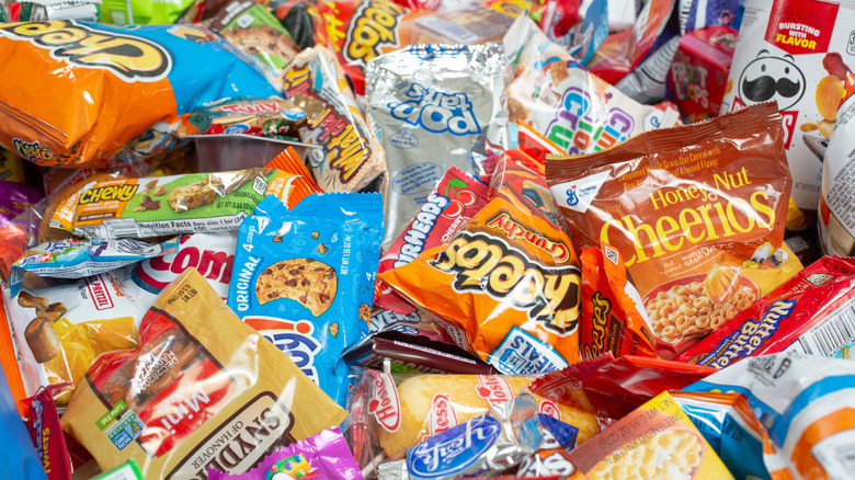 The Fda S Latest Food Dye Ban Is Coming For Your Favorite Snacks