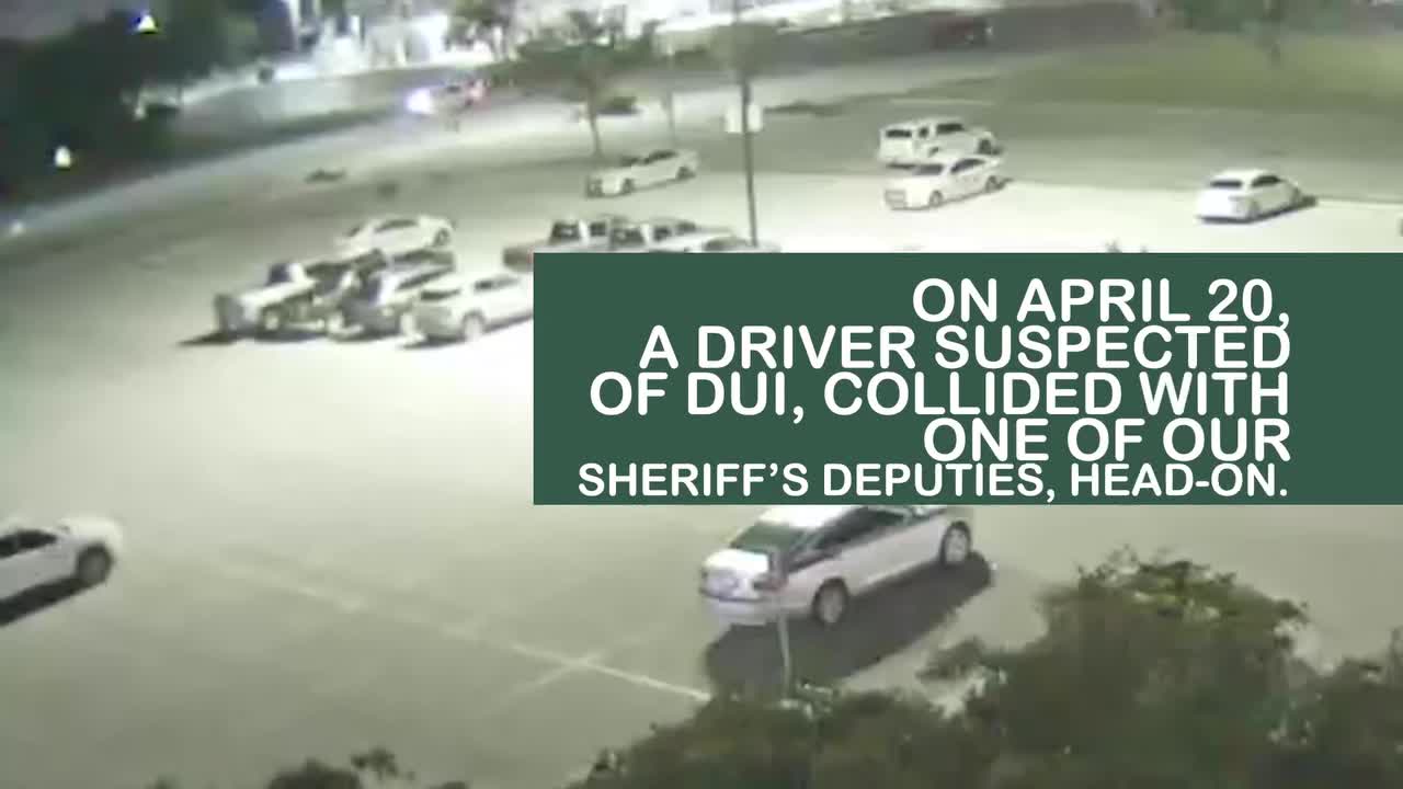 Suspected Drunk Driver Slams Into Manatee County Deputy S Patrol Car