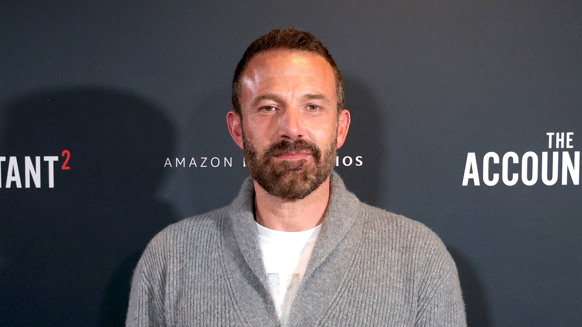 Ben Affleck Reveals His 2 Older Kids Work ‘Classic Teenager' Jobs(02)