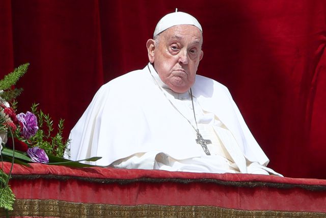 Grzegorz Galazka/Archivio Grzegorz Galazka/ Mondadori Portfolio via Getty Pope Francis appears from the Loggia of Benedictions of St. Peters Basilica on Easter Sunday