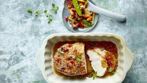 Mini-Putenbraten mit Sesam-Ingwer-Kruste und Wokgemüse