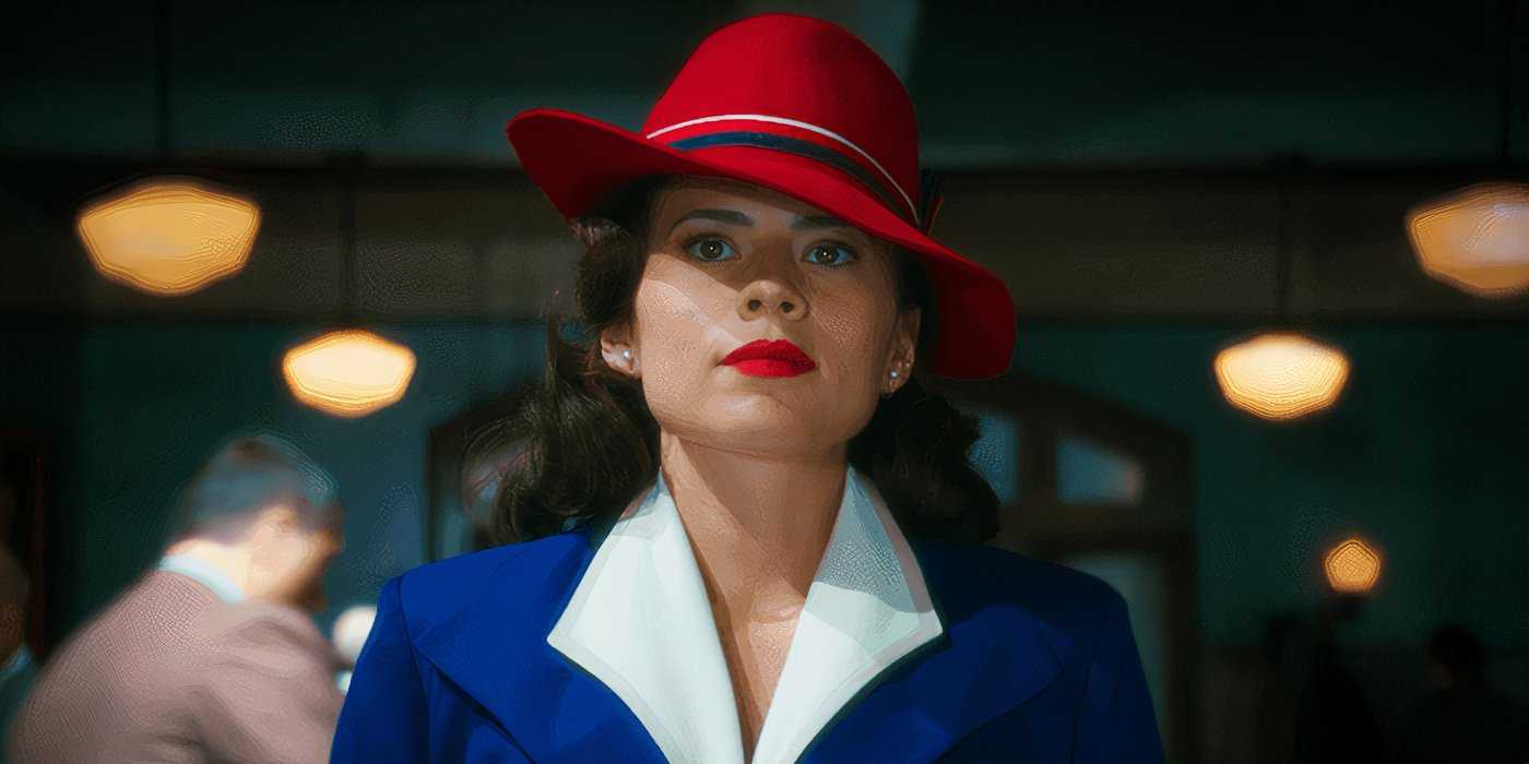 Peggy Carter in her red hat in Agent Carter