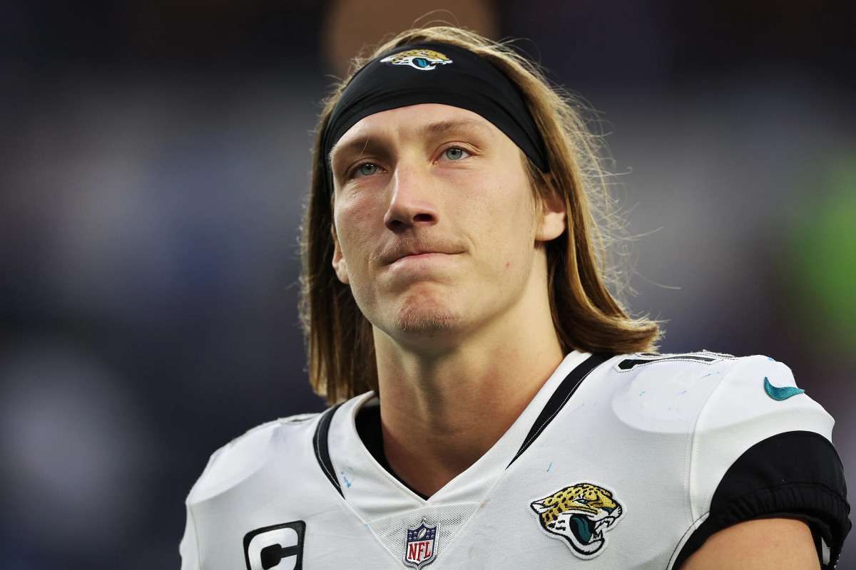 Jaguars' Trevor Lawrence Gets Candid About Travis Hunter's Two-Way Talent
