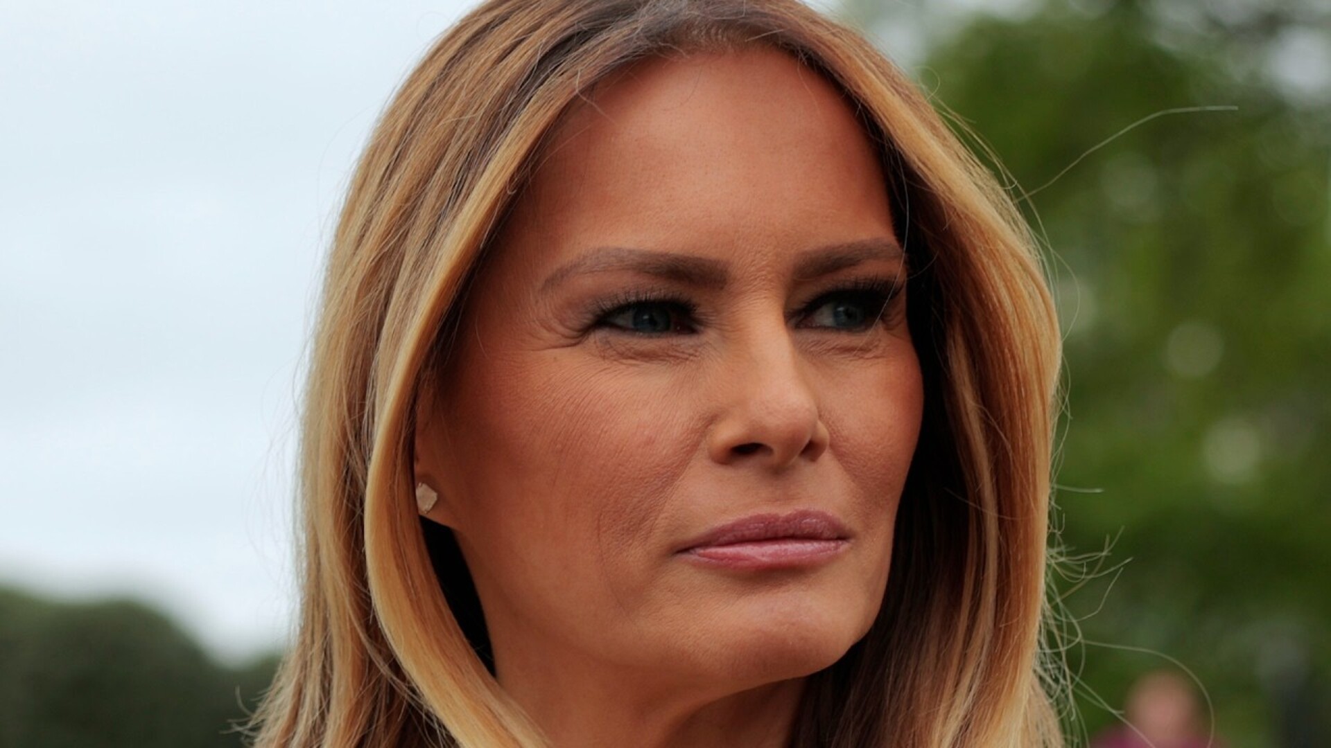 Melania Trump's Outfit Choice For Easter Really Missed The Mark